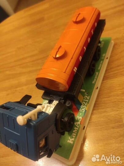 Коллекционный камаз - молоковоз 53212. 1989 год