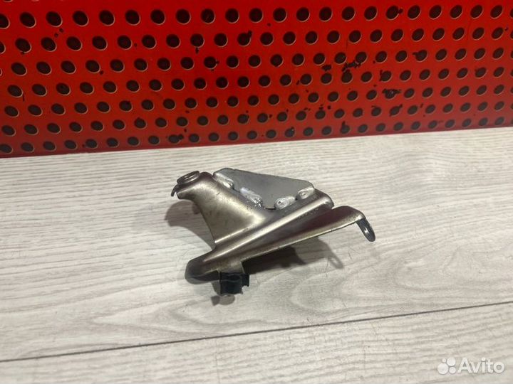 Кронштейн Mercedes-Benz S W222 656 2018