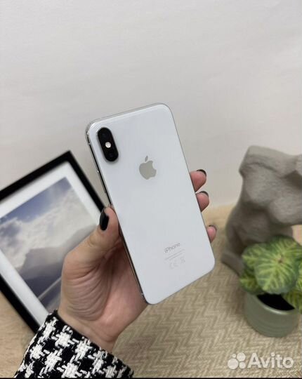 iPhone X, 64 ГБ