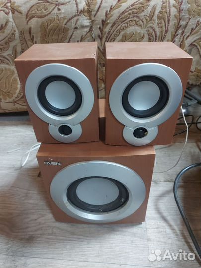 Акустические колонки