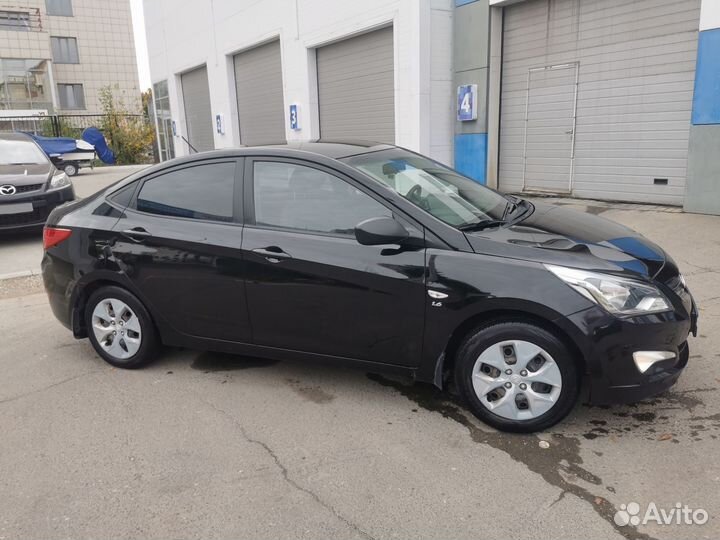 Hyundai Solaris 1.6 AT, 2015, 82 000 км