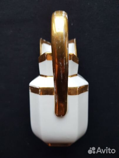 Молочник, фарфор, середина XIX-го века