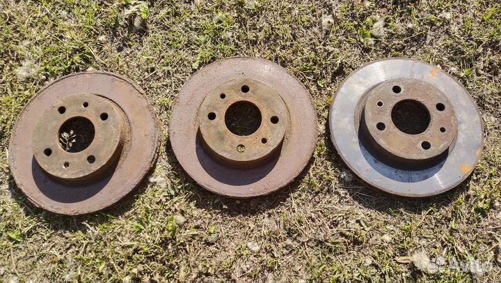 Тормозные передние диски Калина, Самара, 2110