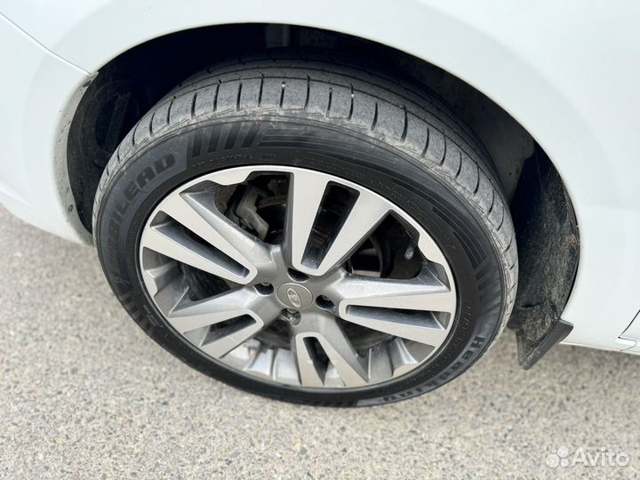 LADA Vesta 1.6 МТ, 2019, 229 000 км