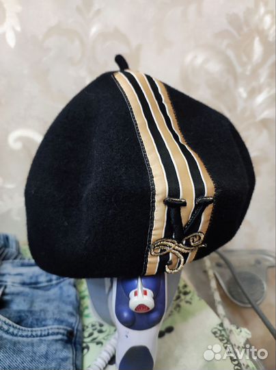 Берет черный