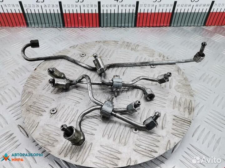 Трубка топливная Toyota RAV4 3 (XA30) 2007