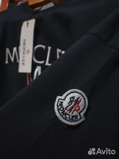 Футболка Moncler: качество, которому можно доверять