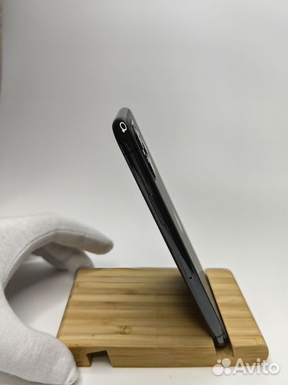 iPhone 11 Pro, 256 ГБ