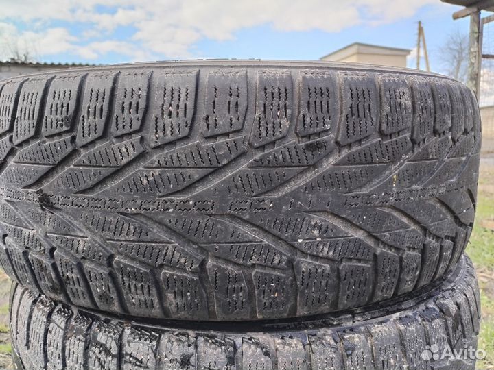 Nokian Tyres Hakkapeliitta R SUV 21.5/6 R17 100B