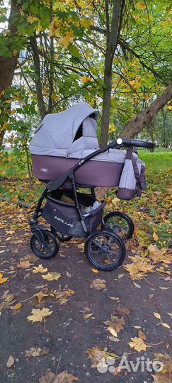 Коляска 3 в 1 с автолюлькой