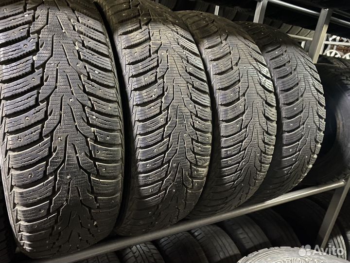 Nexen Winguard WinSpike WH62 215/60 R17