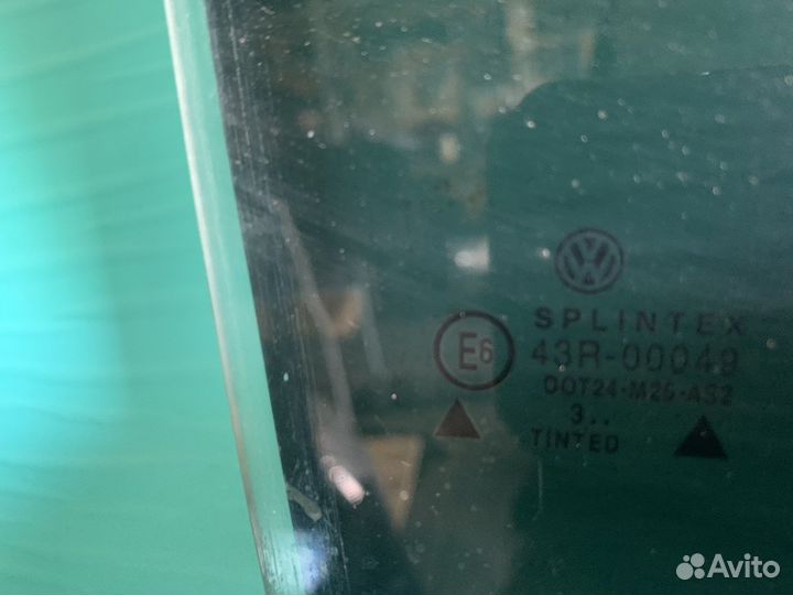 Стекло заднее правое Фольксваген Пассат Б4