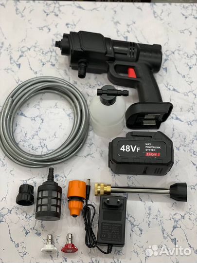 Аккумуляторный пистолет для мойки