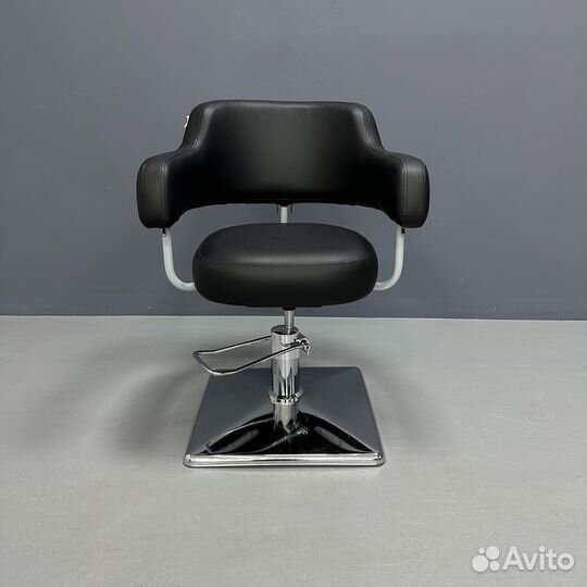 Парикмахерское кресло сатурн