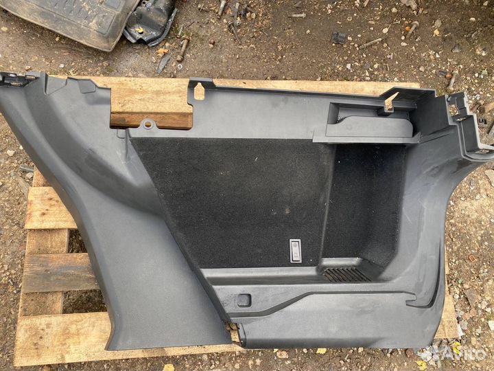 Обшивка багажника задняя левая Haval F7 универсал