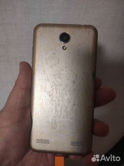 ZTE Blade A520, 2/16 ГБ