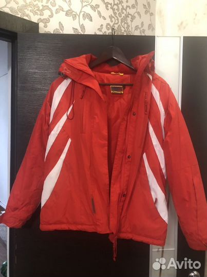 Горнолыжный костюм женский