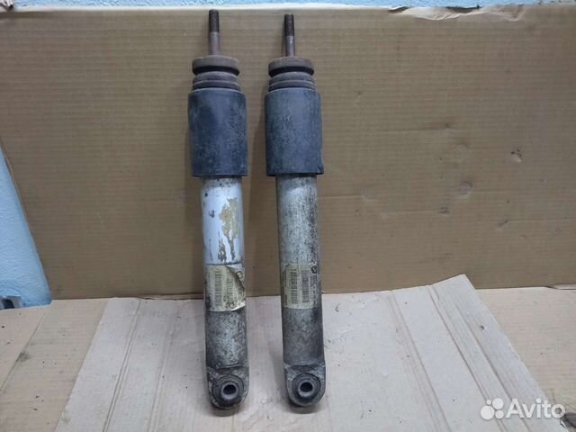 Задние амортизаторы bmw e61