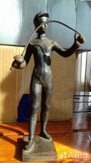 Статуэтки бу