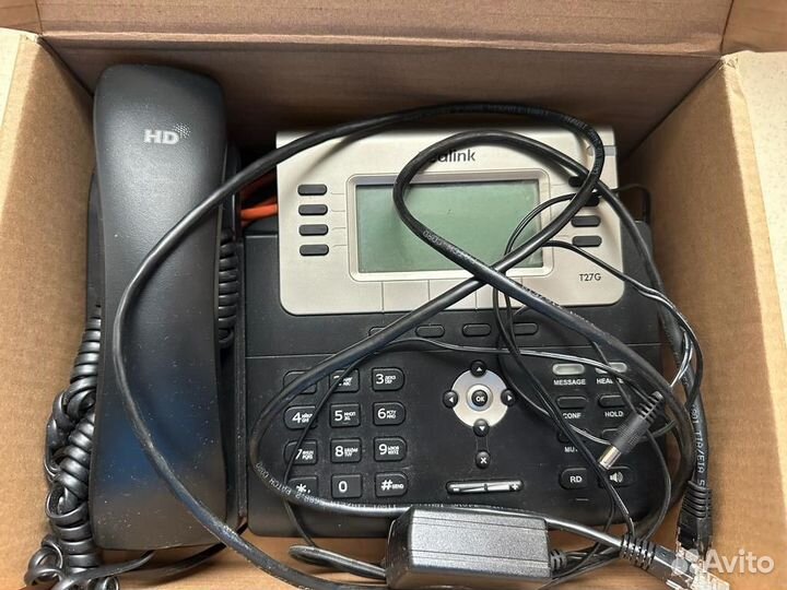 Настольный IP-телефон Yealink SIP-T27G