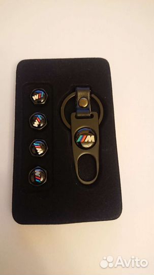 Набор Колпчачки и брелок BMW mpower