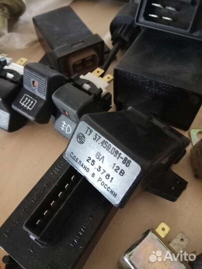 Ретро - запчасти. Реле,выключатели,клипсы