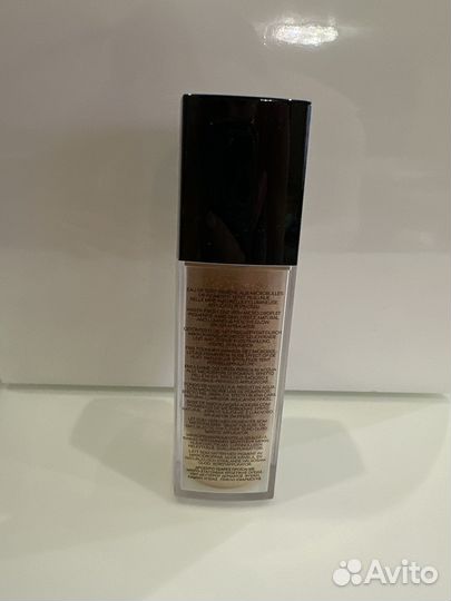 Флюид-тинт Chanel EAU DE teint LES beiges