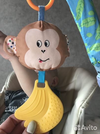 Развивающая дуга с игрушками