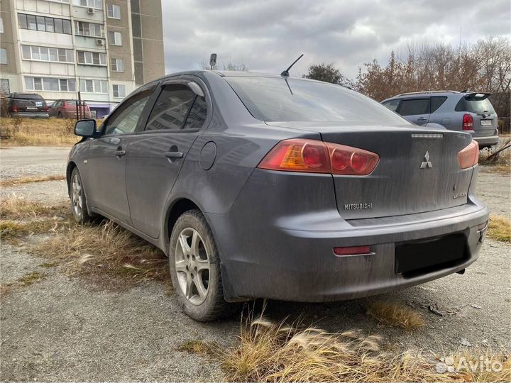 Mitsubishi Lancer 1.5 AT, 2008, битый, 190 000 км