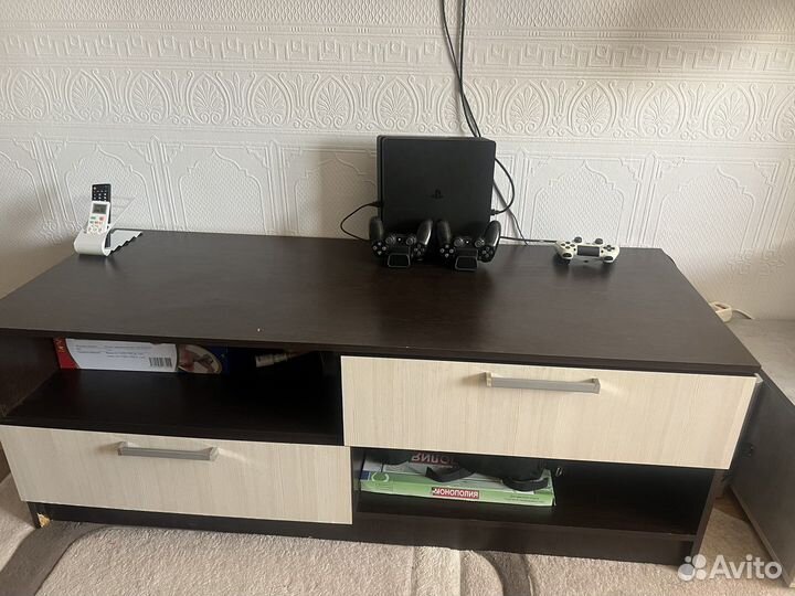 Тумба под телевизор