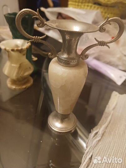 Вазочка натуральный камень металл