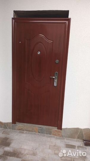 Дверь входная металлическая новая
