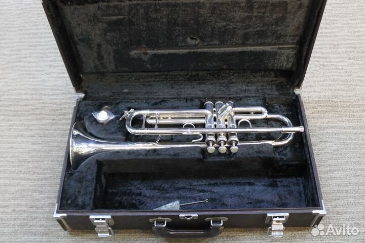 Труба Vincent Bach Stradivarius 37*