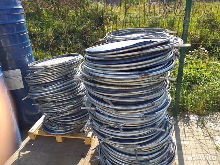 Бочки металлические конусная б/у 200 с крышкой