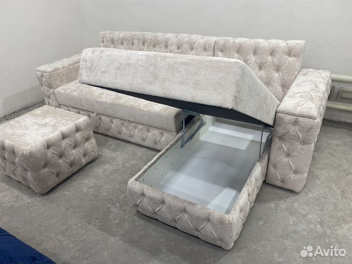 Диван в каретной стяжке