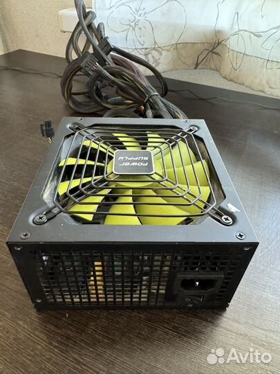 Блок питания LinkWorld ATX 600W LW8-600W