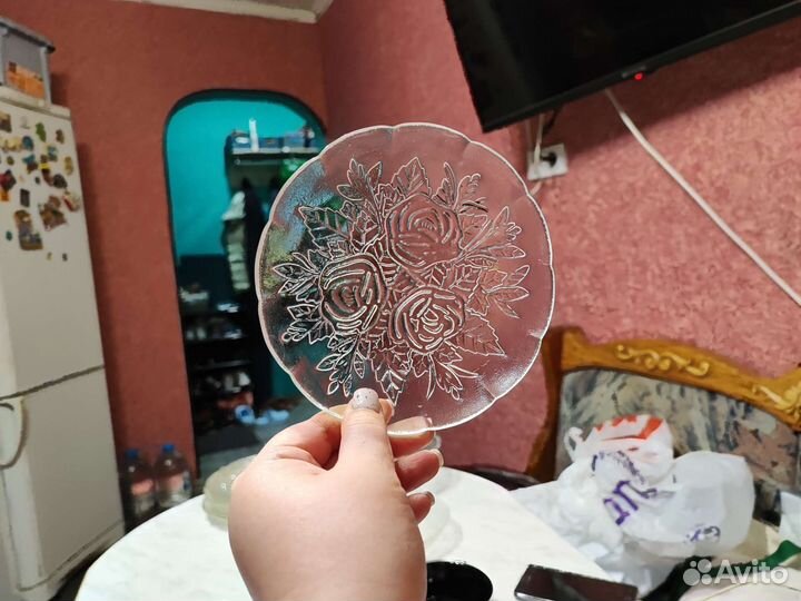 Прозрачные тарелки