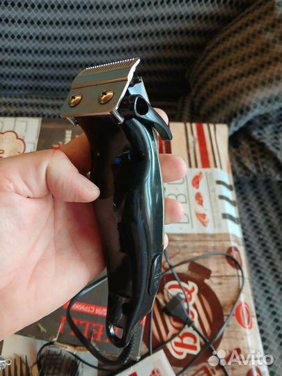 Машинка для стрижки волос