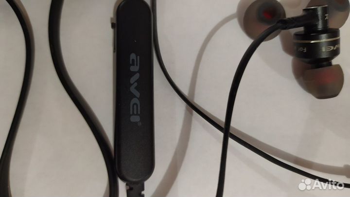 Беспроводные Bluetooth наушники Awei