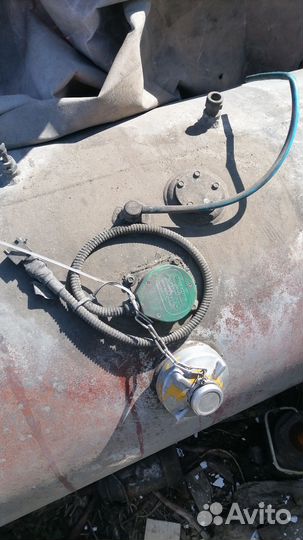 Топливный бак 350л