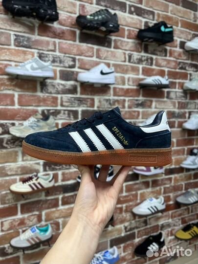 Кроссовки Adidas spezial