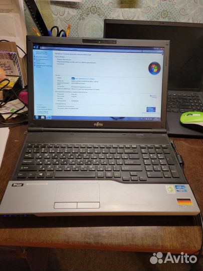 Ноутбук Intel core i3