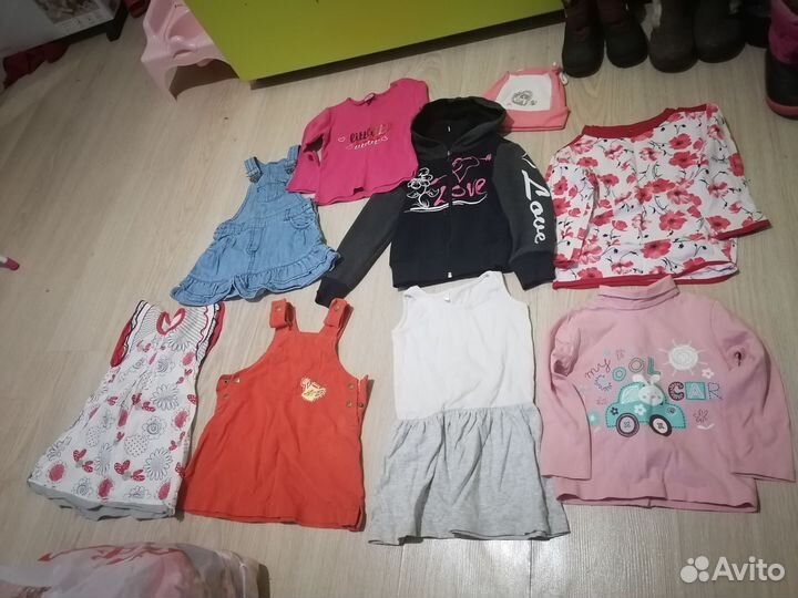 Одежда и обувь на девочку 2-3г