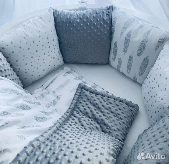 Мягкие бортики для детской кроватки