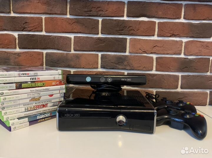Xbox 360 с Kinect +диски в подарок