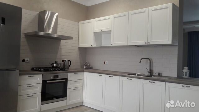 Кухонный гарнитур неоклассика мдф эмаль