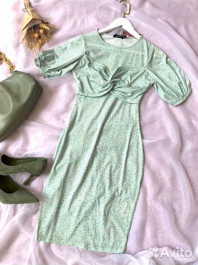 Платье новое Boohoo