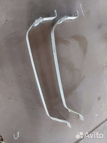 Крепление бензобака Audi A8 D3