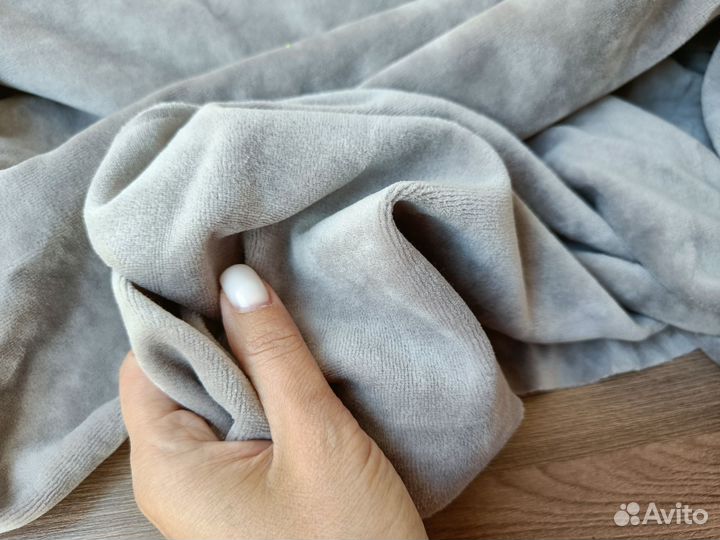 Отрез ткани велюр