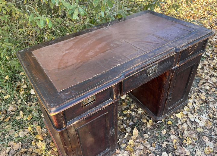 Стол письменный старинный